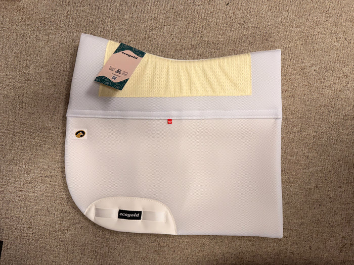 EcoGold Nomi Airflow Dressage Saddle Pad