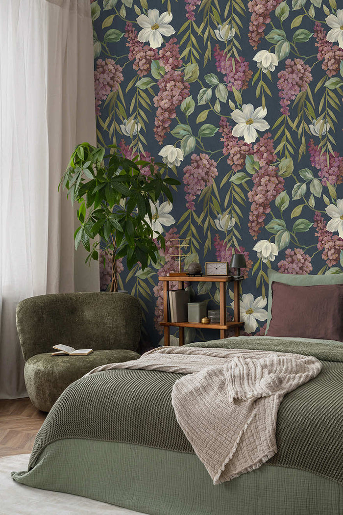 Buddleia – Trailing Blooms Wallpaper – Navy