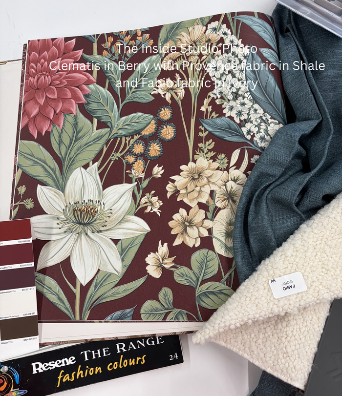 Clematis – Trailing Floral Wallpaper – Berry