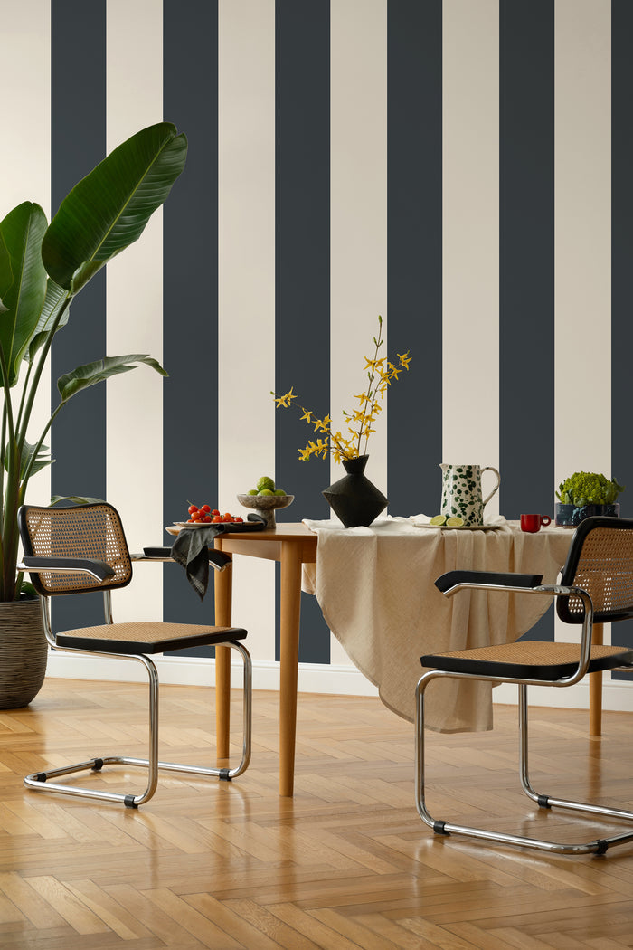 Cordelia – Stripe Wallpaper – Navy Black