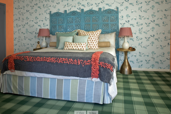 Dawn Chorus Teal - Dusky Pink Tassel Lampshades, Clear Floor