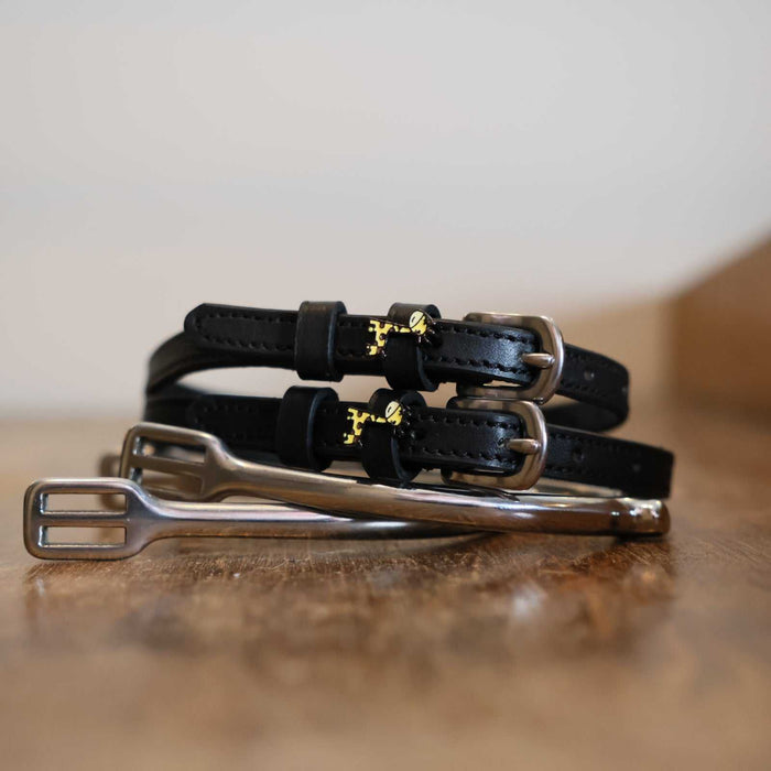 Dreamers & Schemers Giraffe Spur Straps