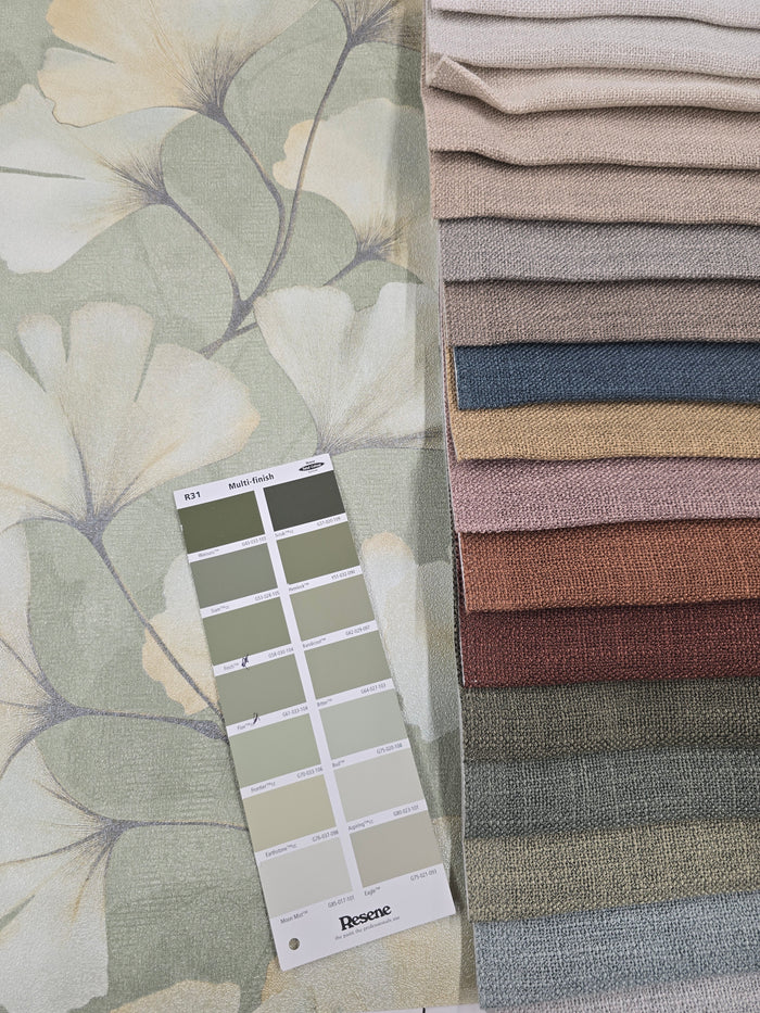 Elara Ginkgo Wallpaper – Moss Shimmer