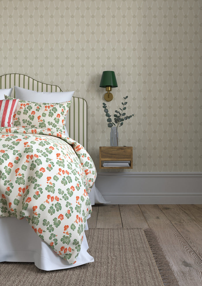Hedvig Wallpaper - Beige