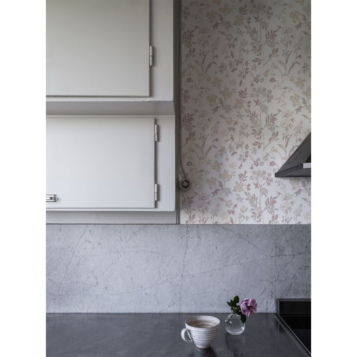 Juni Scandinavian Wallpaper - Beige/White - Last 21 Rolls
