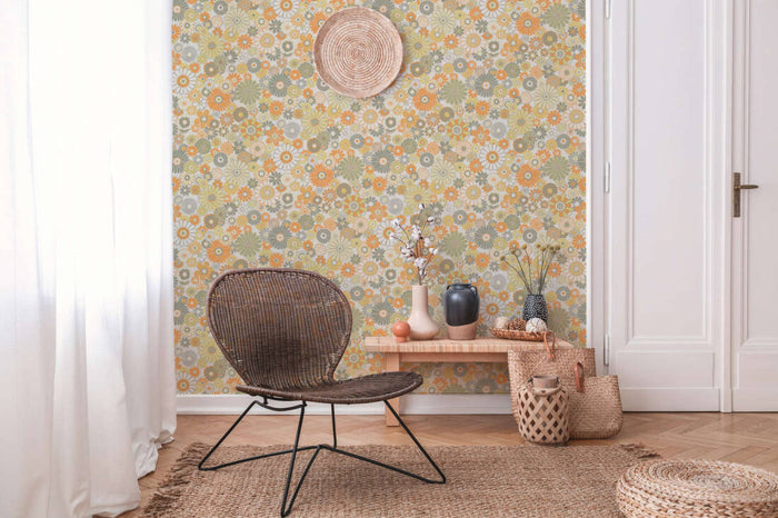 Retro Flowers Wallpaper - Cream