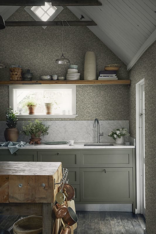 Sample - Linnea Garden Wallpaper - Green