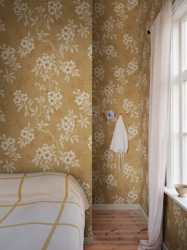 Vera - Custom Sized Wallpaper Mural (per m2) - Yellow